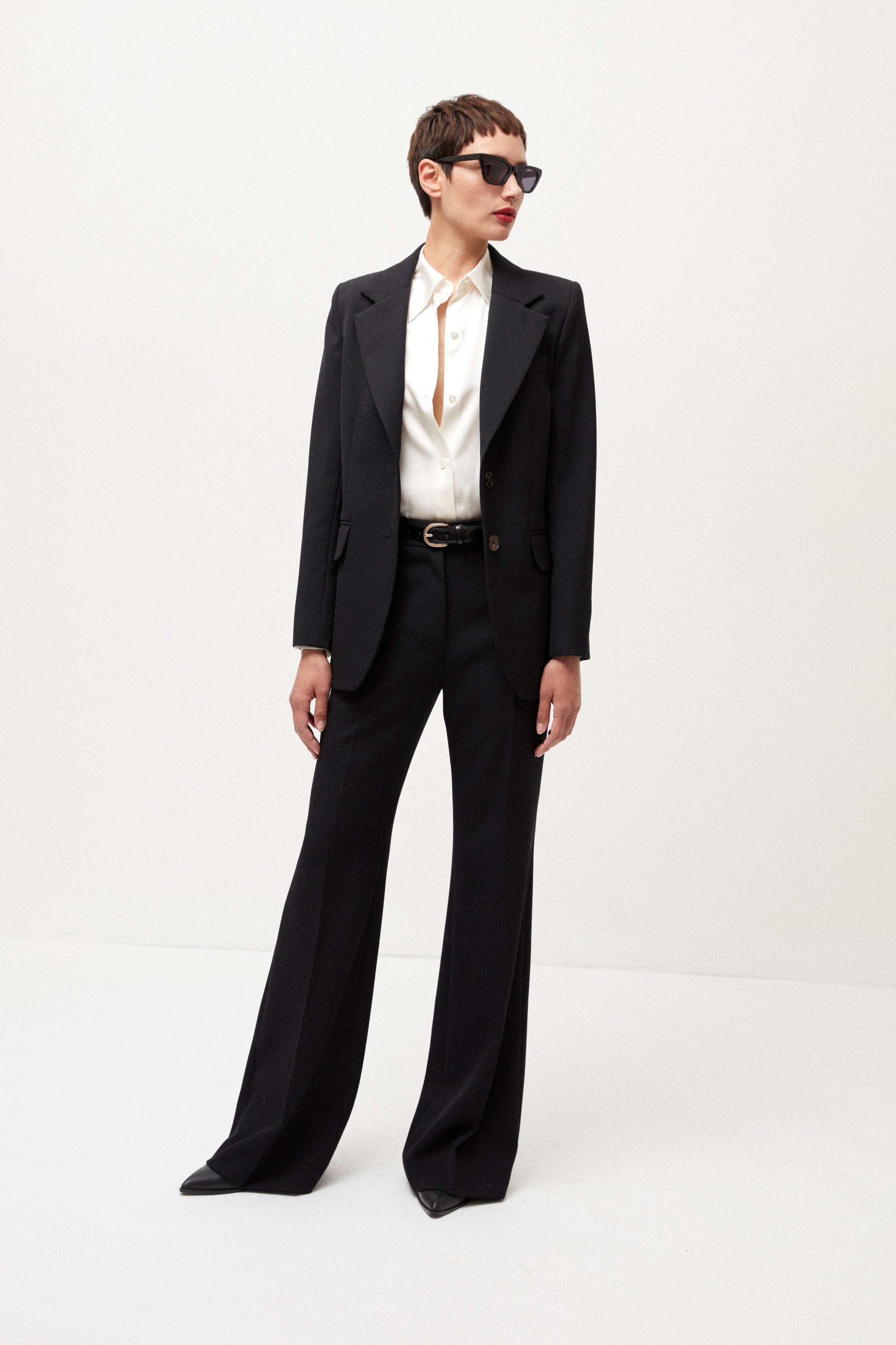 Amalia Trousers in Wool Gabardine Black - ELENA NANCU
Amalia Hose in Wollgabardine Schwarz - ELENA NANCU
