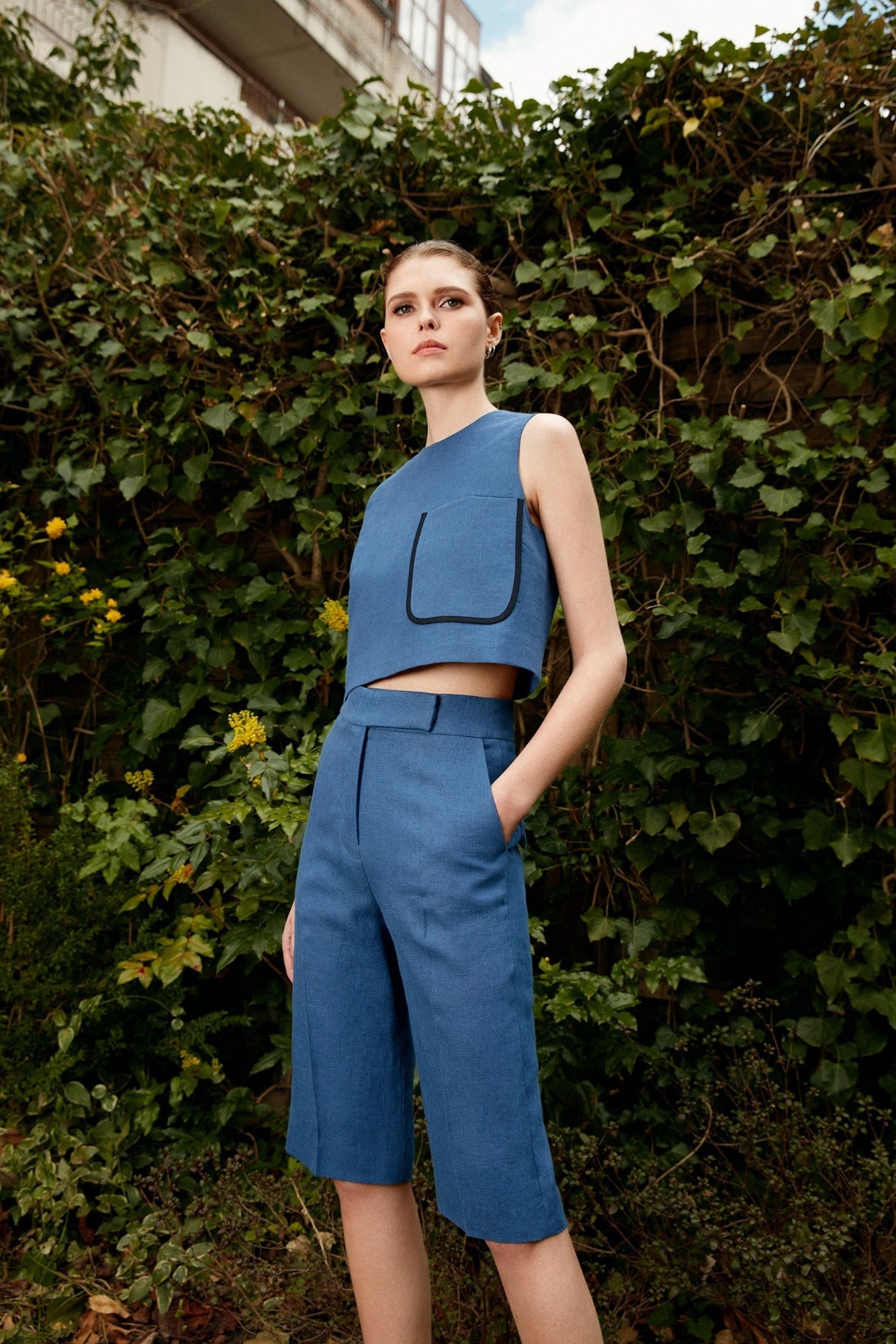 Amy Blouse in Linen Light Blue - ELENA NANCU
Amy Bluse in Leinen Hellblau - ELENA NANCU