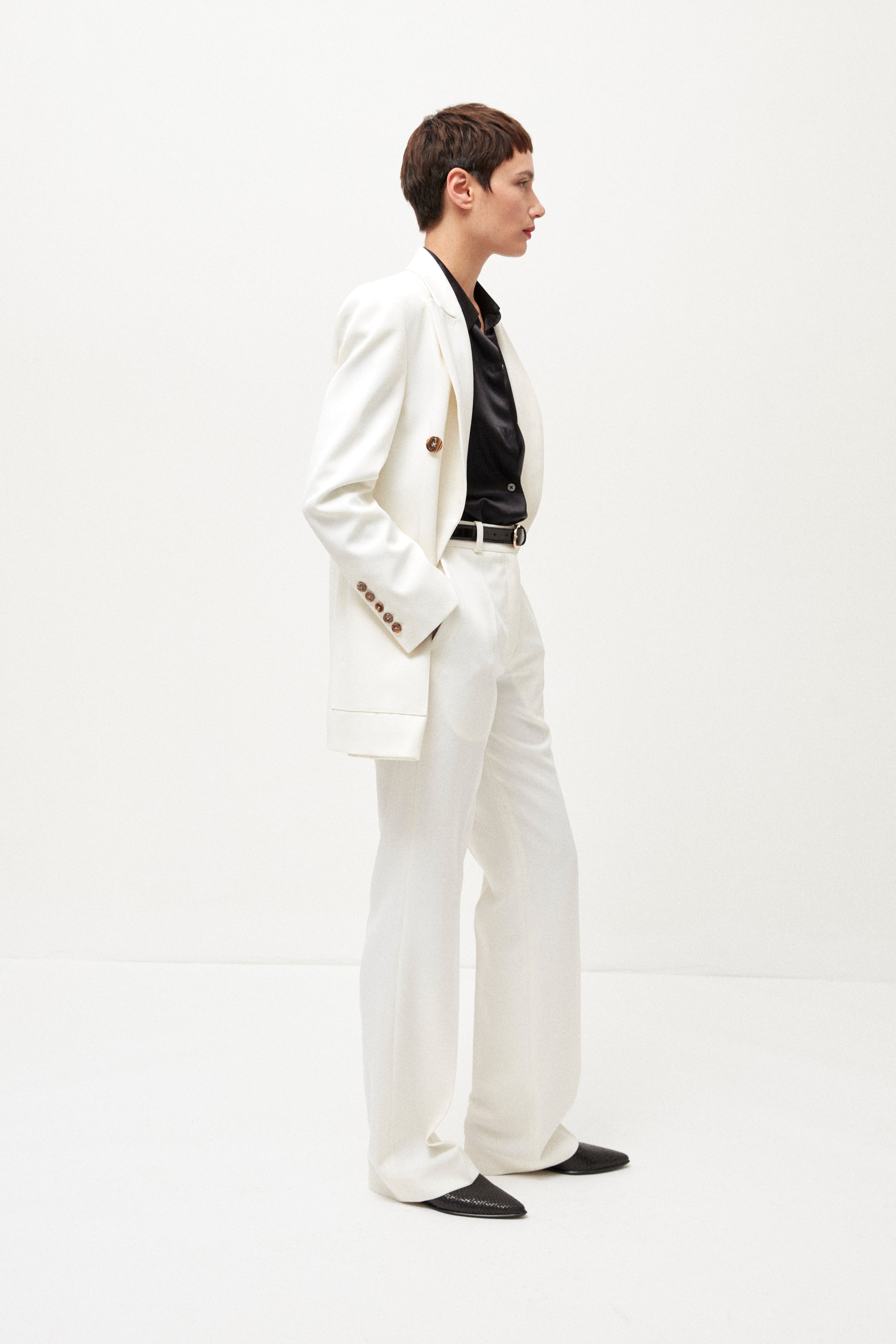 Ines Blazer in Wool Gabardine Off White