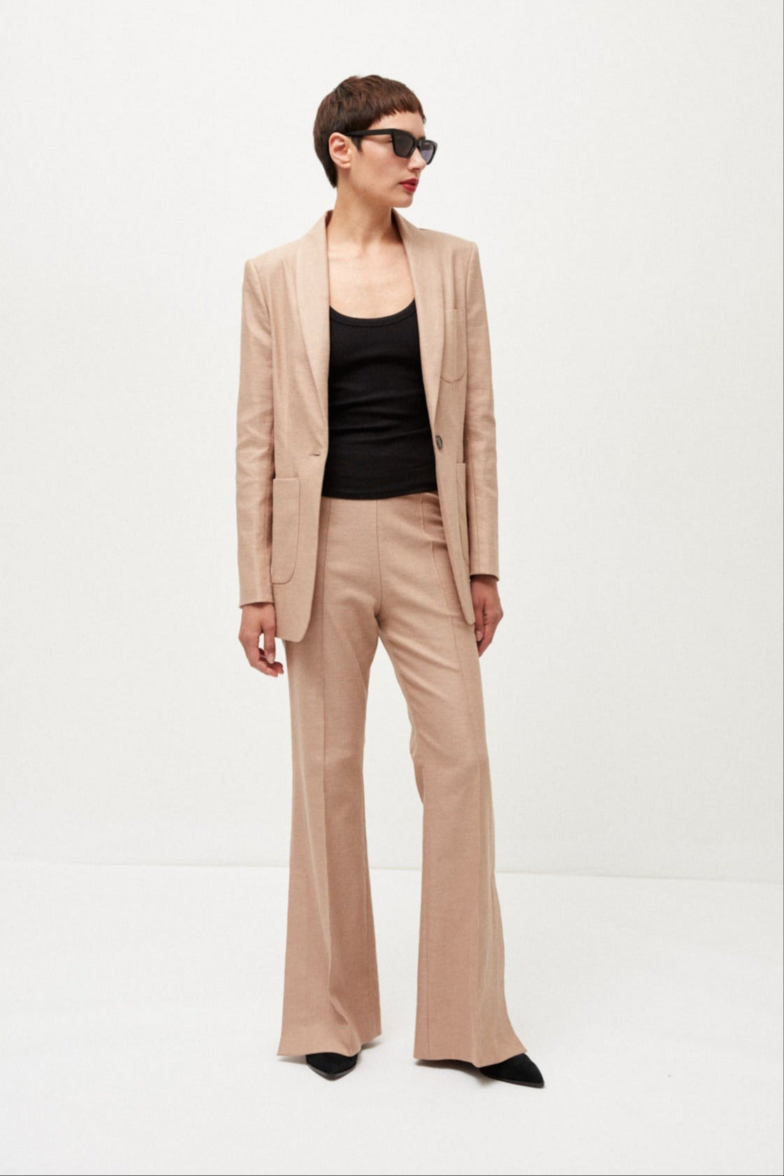 Mila Trousers in Linen Stretch Beige - ELENA NANCU
Mila Hose in Leinen Stretch Beige - ELENA NANCU